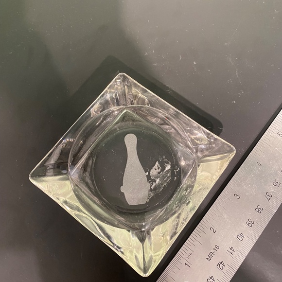 Glass Ashtray - bowling pin - Picture 2 of 3